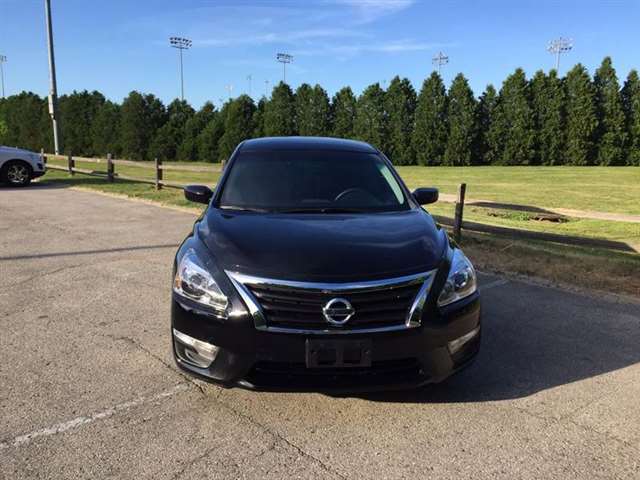 Nissan Altima 2015 photo 1